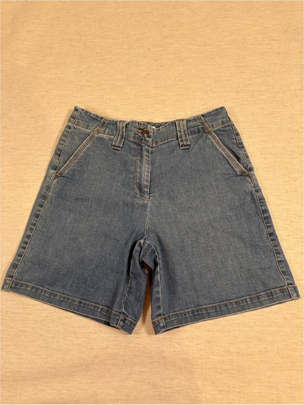 Talbots Women's‎ high waist 7 inch Denim Shorts - Blue